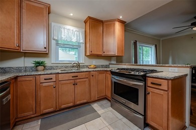 OPEN HOUSE! Saturday July 11th from 11:30AM-1PM. Welcome to 73 - photo 6