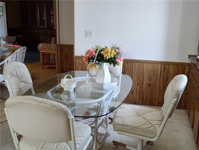 Offering custom-built 1-owner home w/private yard on a perimeter - photo 8