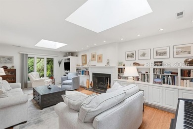 GREAT NEW PRICE $2,225,000! Rare opportunity to own a 5-bedroom - photo 14