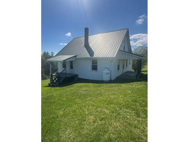 Cute Cottage on 4.59 ac with tons of potential for the buyer - photo 14