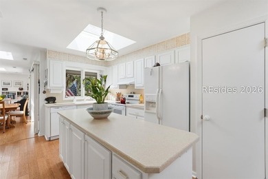 GREAT NEW PRICE $2,225,000! Rare opportunity to own a 5-bedroom - photo 18