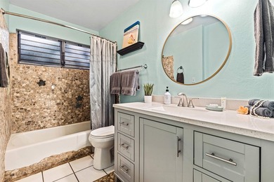 MOTIVATED TO SELL. Ground Floor. Garden Views. Right Across from - photo 23