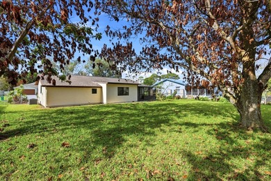 Charming and affordable 2-bedroom, 2-bath home in the heart of - photo 24