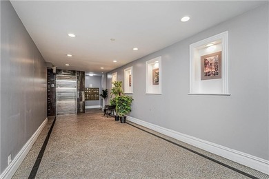 Welcome to this luxury three-bedroom, two bath duplex - photo 32