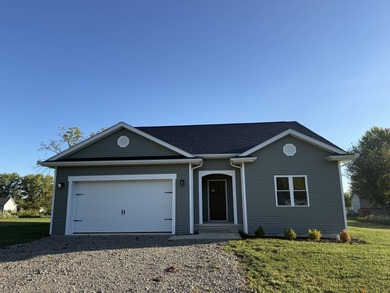 Cinnamon Lake Lot For Sale in West Salem Ohio