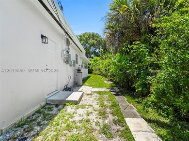 Modern elegance meets comfort in this stunning, fully remodeled - photo 43