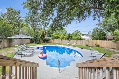 Turnkey Gulfport Pool Home - 4BR/3BA with Sunroom & Game Room - photo 49