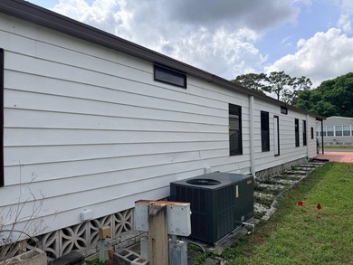 Outstanding opportunity !! LOCATION, LOCATION, LOCATION! This - photo 8