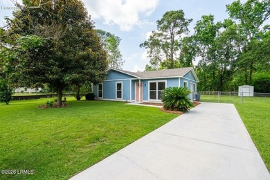 Fully renovated and move-in ready! This beautifully updated - photo 4