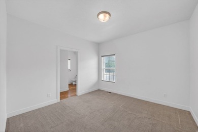 Come enjoy this like-new twin home. Located conveniently near - photo 14