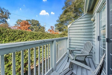 This Beautifully Decorated 2 bed 2 bath condo with loft, in - photo 22