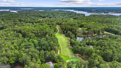 Located at the green of the 14th hole of the prestigious - photo 22