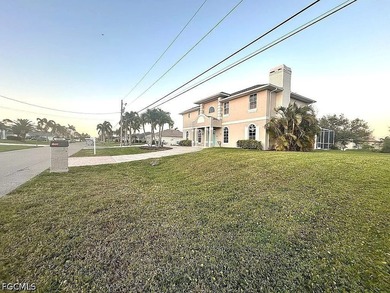 RARE GULF WATERFRONT TRIPLE-LOT ESTATE... Priced to Sell! - photo 23