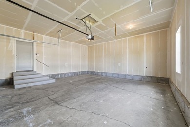 Come enjoy this like-new twin home. Located conveniently near - photo 26