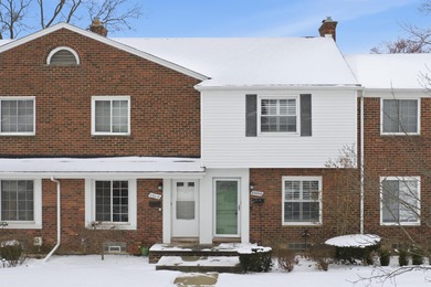 (private lake, pond, creek) Condo For Sale in Saint Clair Shores Michigan