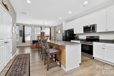 Built by award-winning Brookline Homes, this beautifully - photo 8