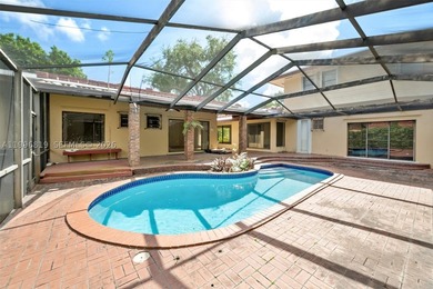 Exceptional opportunity to transform a property on a generous - photo 3