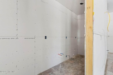 Rare & Exceptional under Construction Custom Beauty on 3 1/2 - photo 15
