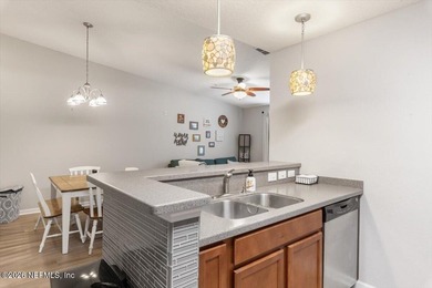 Don't miss this opportunity to own a well maintained 2 bedroom 2 - photo 15