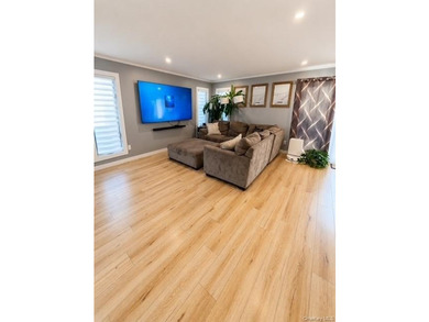 Welcome to this beautifully maintained home! Offering over 2,200 - photo 17