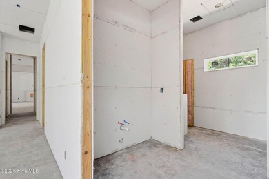 Rare & Exceptional under Construction Custom Beauty on 3 1/2 - photo 21