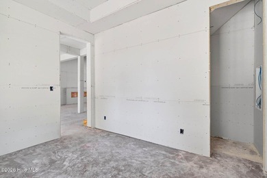 Rare & Exceptional under Construction Custom Beauty on 3 1/2 - photo 29