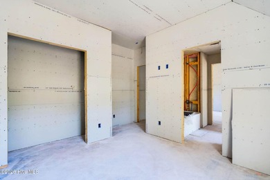 Rare & Exceptional under Construction Custom Beauty on 3 1/2 - photo 40