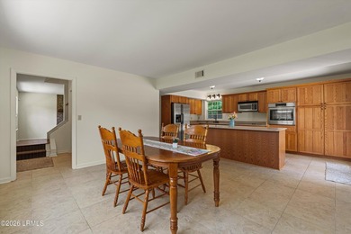 Nestled on nearly an acre in the established Pinewood community - photo 6