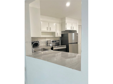 Well-maintained condo located in North Miami, ideal for buyers - photo 3