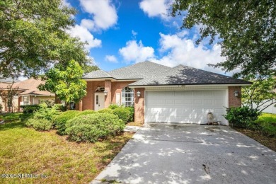 (private lake, pond, creek) Home Sale Pending in Orange Park Florida