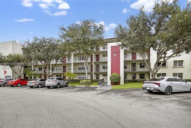 Lake Condo Sale Pending in Pembroke Pines, Florida