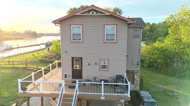 Lake Home For Sale in Logan Township, New Jersey