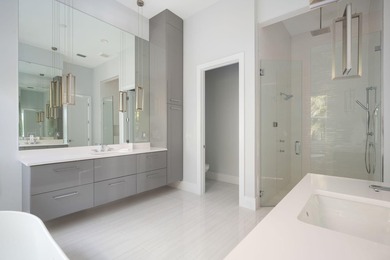 Contemporary luxury riverfront living in Vero Beach! Custom 2022 - photo 25