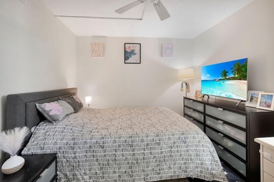 Discover your private oasis in the desirable Southwinds at - photo 26