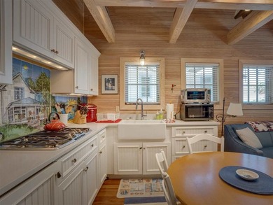 Situated along the north shore of Little Traverse Bay on Lake - photo 40