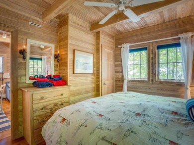 Situated along the north shore of Little Traverse Bay on Lake - photo 41