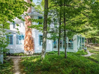 Situated along the north shore of Little Traverse Bay on Lake - photo 49