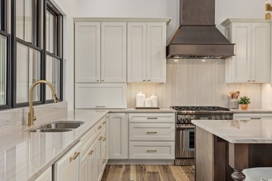 Beautiful Lake Sara Custom Home! - photo 9