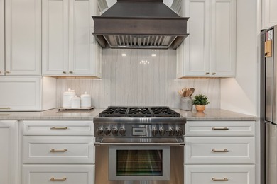 Beautiful Lake Sara Custom Home! - photo 10
