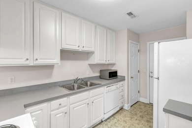 Tucked away on a quiet cul-de-sac in the desirable LongBranch - photo 12
