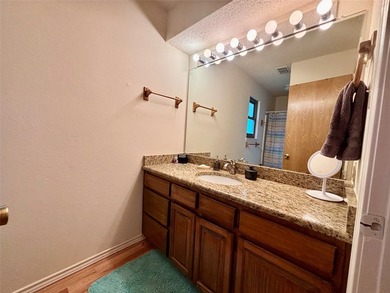1075 Lake Drive, Kemp, TX 75143 Escape to the lake life in this - photo 21