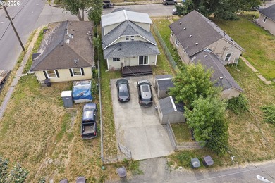 Welcome home to this charming 4 bedroom, 1 bathroom home - photo 24