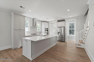Brand new construction in the heart of Pigeon Point! This - photo 5