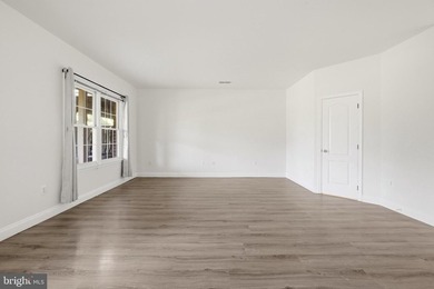 Welcome to 43757 Bent Creek Terrace, an exceptional all-brick - photo 47