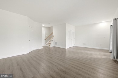Welcome to 43757 Bent Creek Terrace, an exceptional all-brick - photo 48