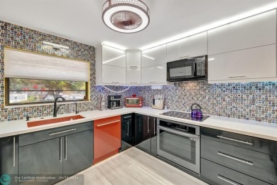 Lake Condo For Sale in Tamarac, Florida