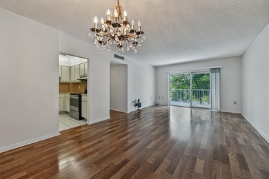 UNBEATABLE VALUE! THE UNIT OFFERS GREAT RELAXING VIEWS OF THE - photo 11