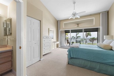 Unbelievable Value! Lake Santa Fe lakefront living with 30 X 30 - photo 12