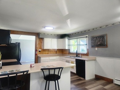 Your Own Piece of the Creek Charming Cape with Waterfront Living - photo 12