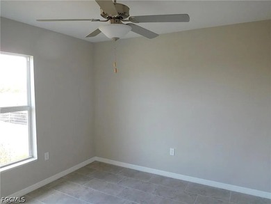 This beautiful home has 4 bedrooms, 3 bathrooms and a 2 car - photo 16